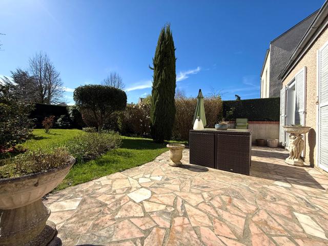 Maison vente à Rambouillet, Voisins-le-bretonneux