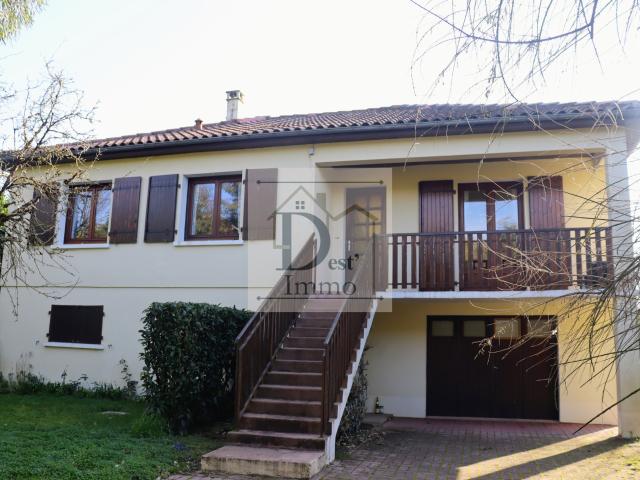 Maison vente à Confolens, Chassenon