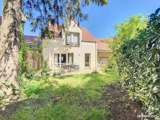 Maison vente à Guyancourt