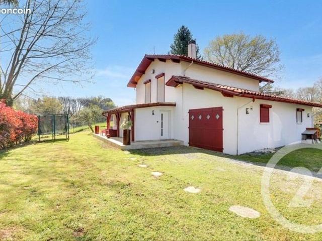 Maison vente à Tarbes, Occitanie