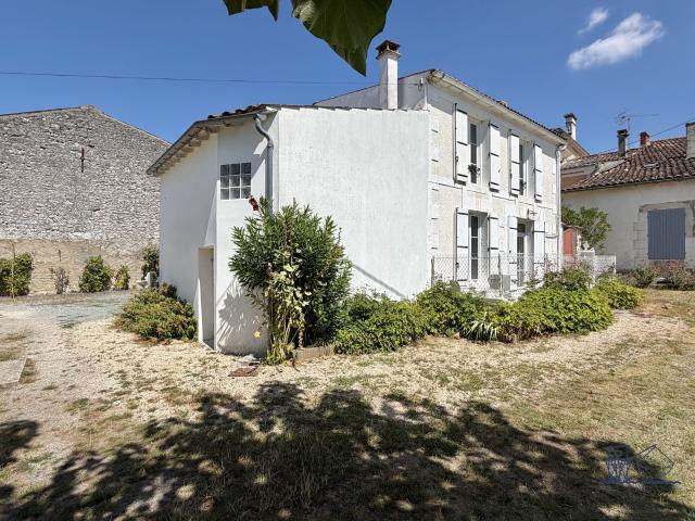 Maison vente à Jonzac, Saint-fort-sur-gironde
