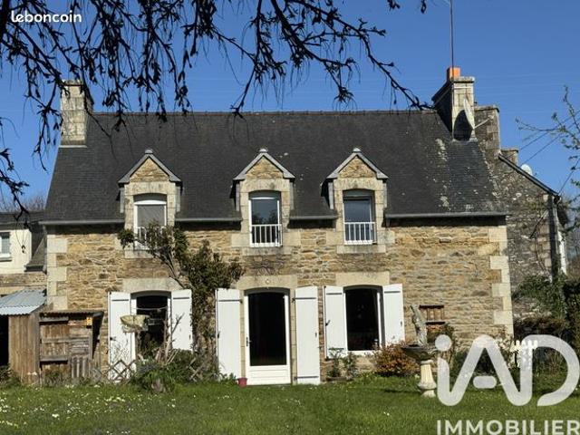 Maison vente à Guingamp, Bretagne