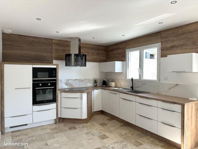 Maison vente à Saintes, Villars-en-pons