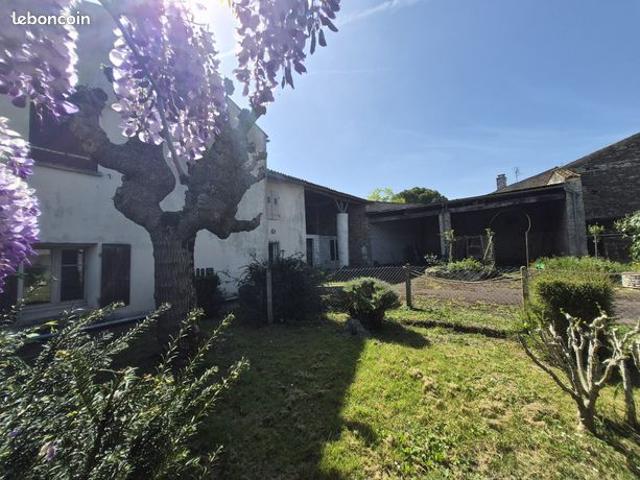Maison vente à Saint-Jean-d'Angély, Loulay