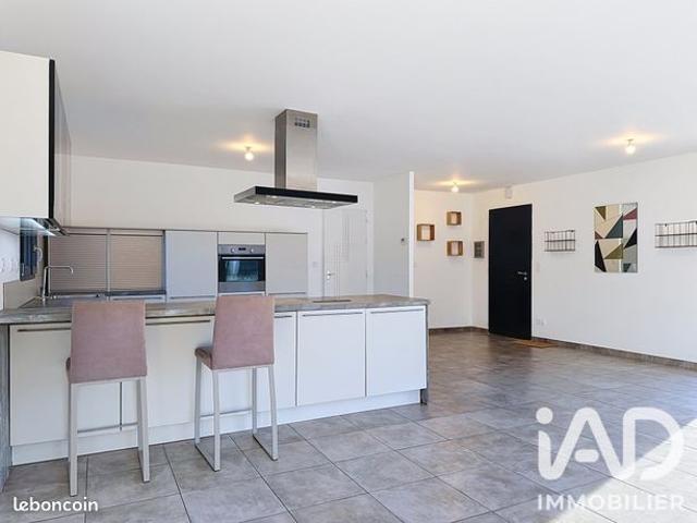 Maison vente à Jonzac, Bussac-forêt