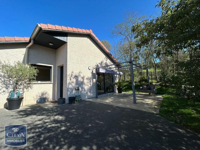 Maison location à Commelle-vernay, Loire