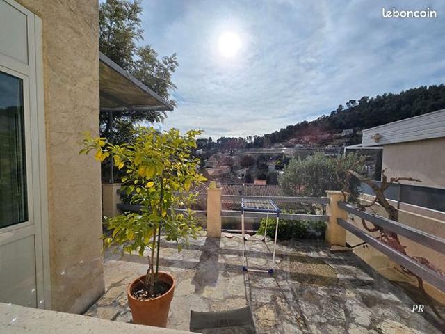 Maison vente à Marseille, Peypin