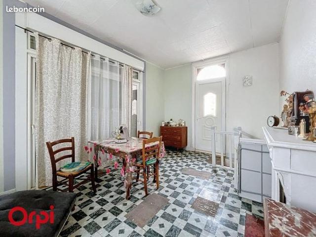 Maison vente à Montluçon, Doyet