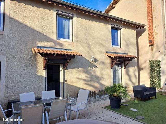 Maison vente à Bourg-lès-valence, Guadeloupe