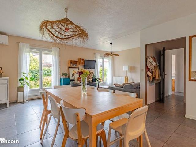 Maison vente à Saintes, Floirac