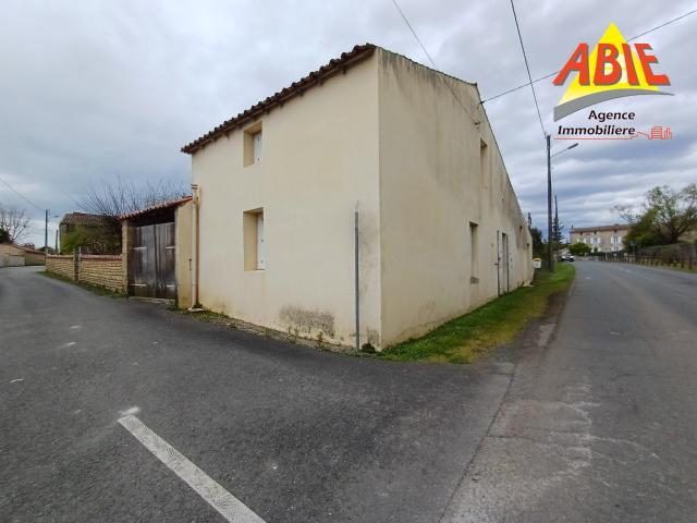 Maison vente à Fontenay-le-Comte, Saint-hilaire-des-loges