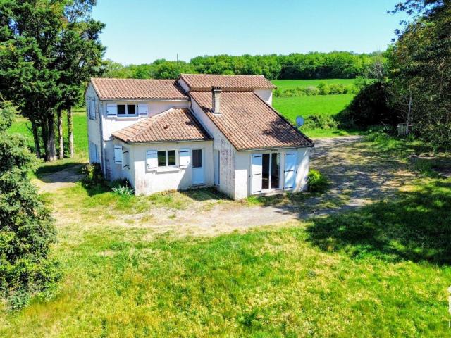 Maison vente à Montmorillon, Valdivienne