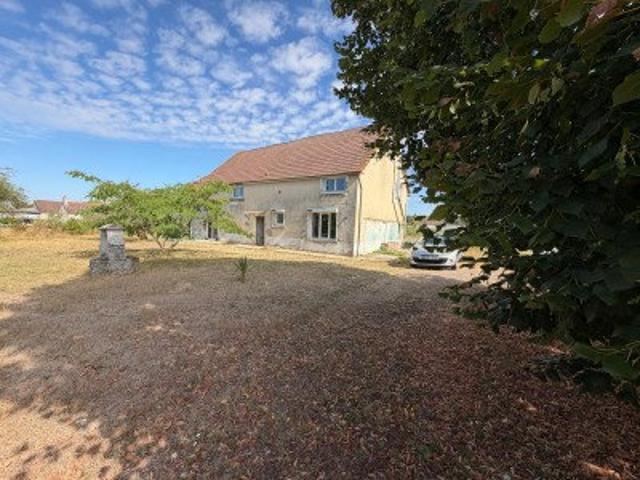 Maison vente à Bourges, Jussy-le-chaudrier