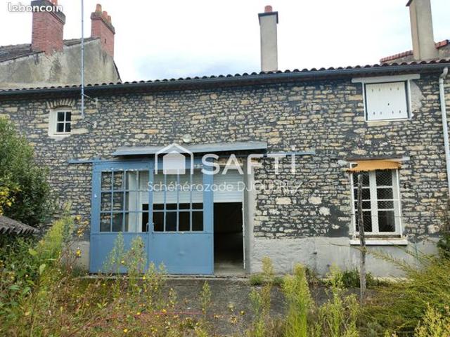 Maison vente à La Roche-sur-Yon, Chantonnay