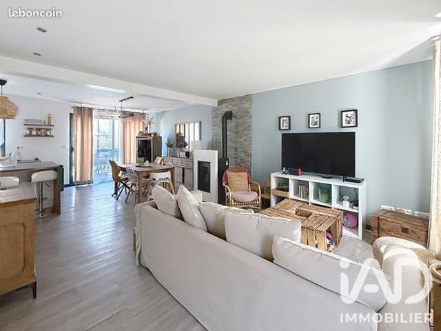Maison vente à Mantes-la-Jolie, Houdan