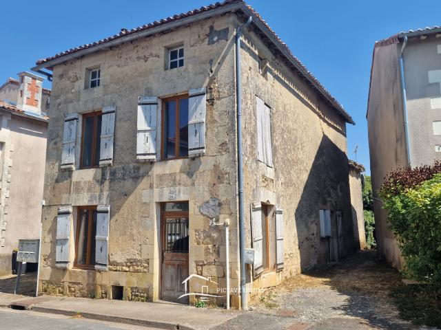 Maison vente à Trésaigre, Curzay-sur-Vonne
