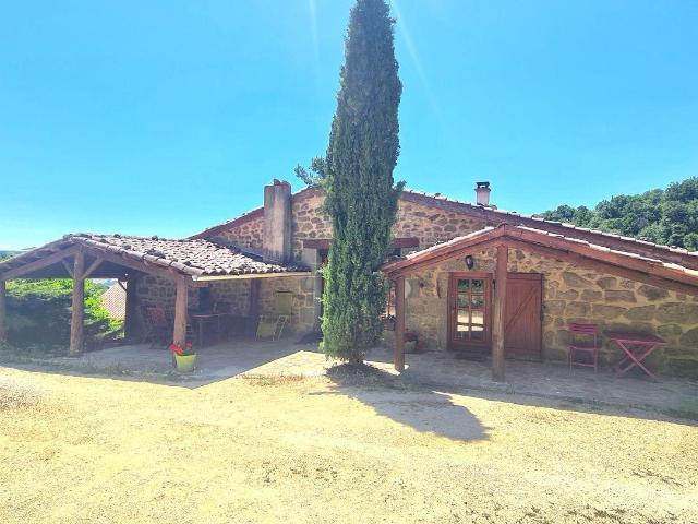 Maison vente à Zone artisanale de la Grande Fabrique, Bourg-Argental