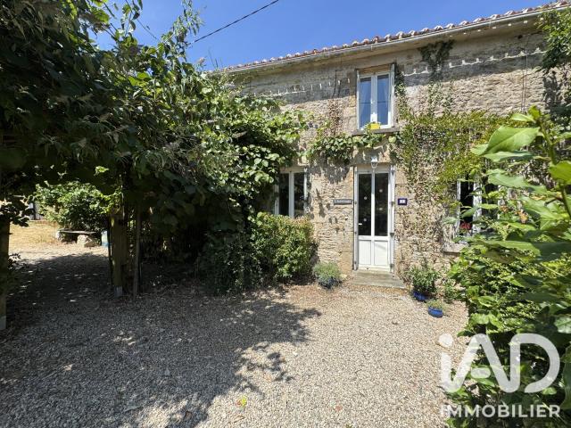 Maison vente à Saint-Philbert-du-Pont-Charrault, La Jaudonnière