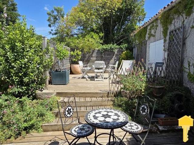 Maison vente à Saintes, Barzan