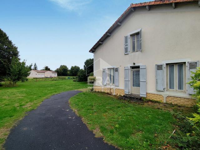 Maison vente à Niort, Limalonges