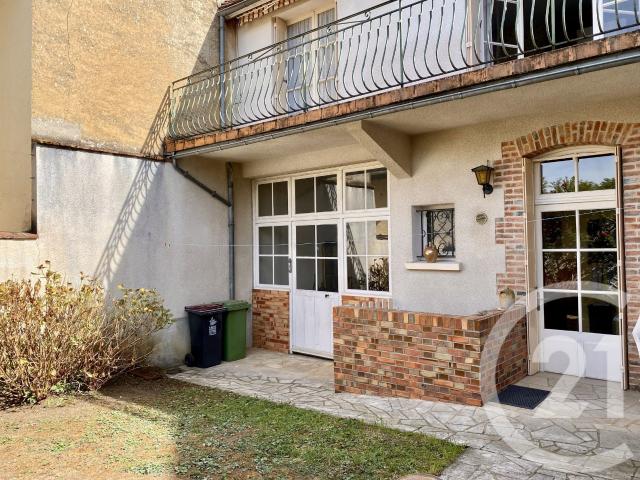 Maison vente à Saint-Amand-en-Puisaye, Nièvre