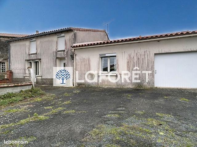 Maison vente à Fontenay-le-Comte, La Châtaigneraie