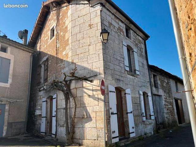 Maison vente à Nontron, Saint-pierre-de-côle