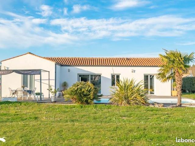 Maison vente à Rochefort, L'eguille
