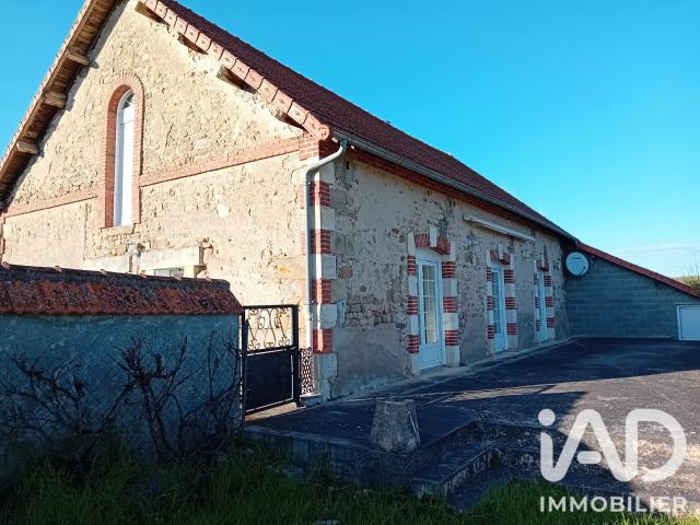 Maison vente à Montluçon, Néris-les-bains