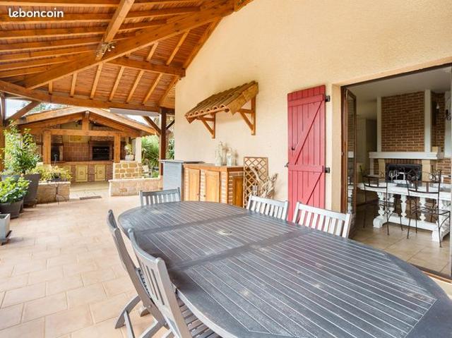 Maison vente à Bâgé-Dommartin, Ain