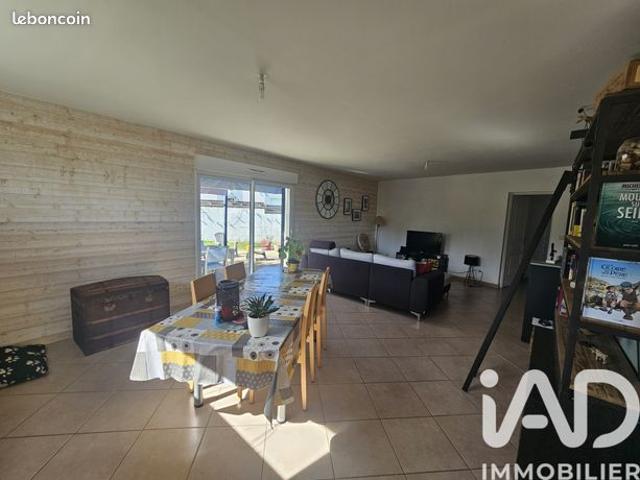 Maison vente à Roullet-Saint-Estèphe, Charente