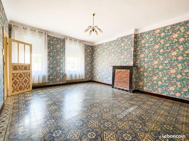 Maison vente à Cambrai, Saulzoir