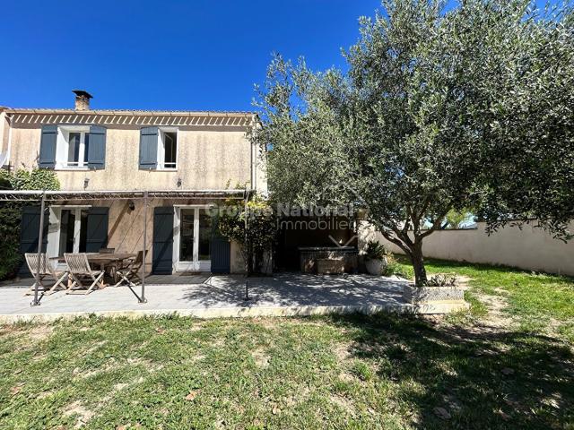 Maison vente à Arles, Saint-etienne-du-grès