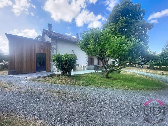 Maison vente à Champregnier, Saint-Yrieix-les-Bois