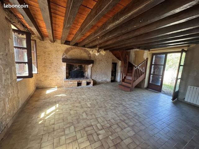 Maison vente à Coulonges, Charente