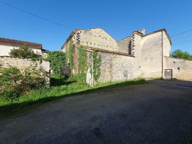 Maison vente à Cognac, Courbillac