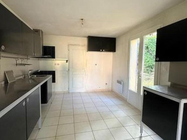 Maison vente à Saint-Amand-Montrond, La Celle