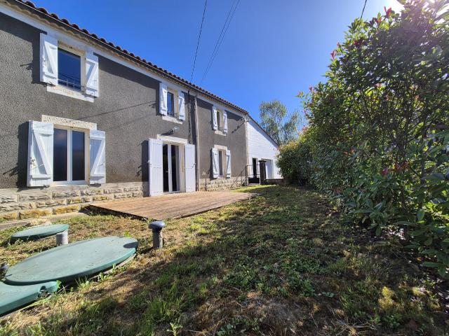 Maison vente à Langon, Saint-hilaire-du-bois