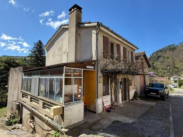 Maison vente à Largentière, Genestelle