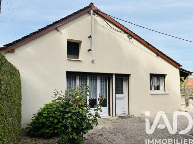 Maison vente à Les Jacins, Pourrain