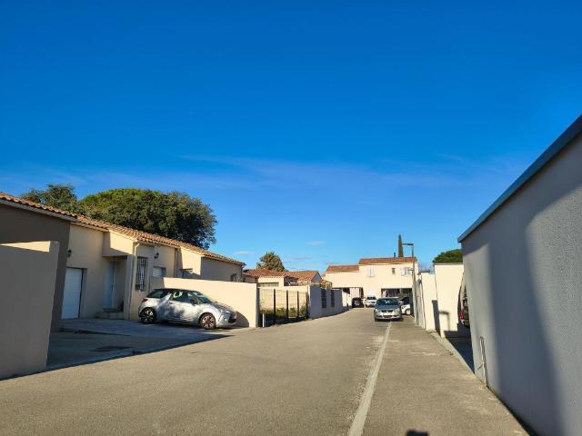 Maison vente à Avignon, Sorgues