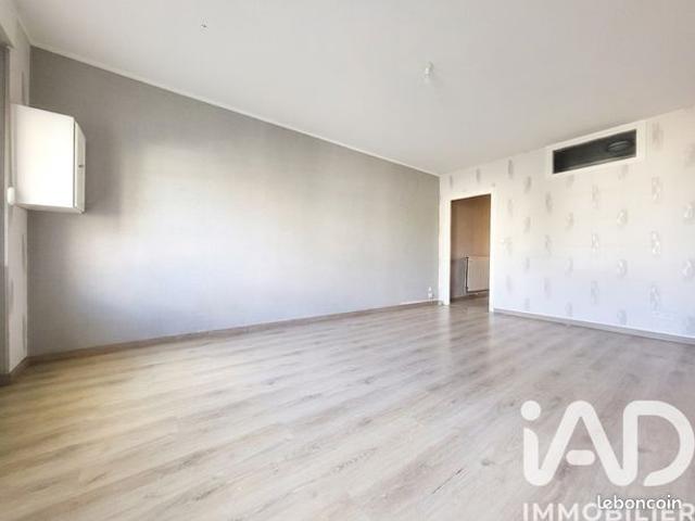 Maison vente à Charleville-Mézières, Neufmanil