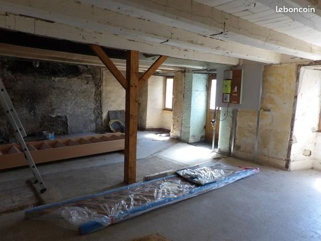 Maison vente à Riom, Giat