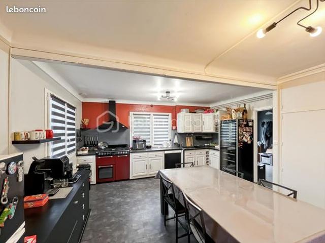 Maison vente à Sens, Champigny
