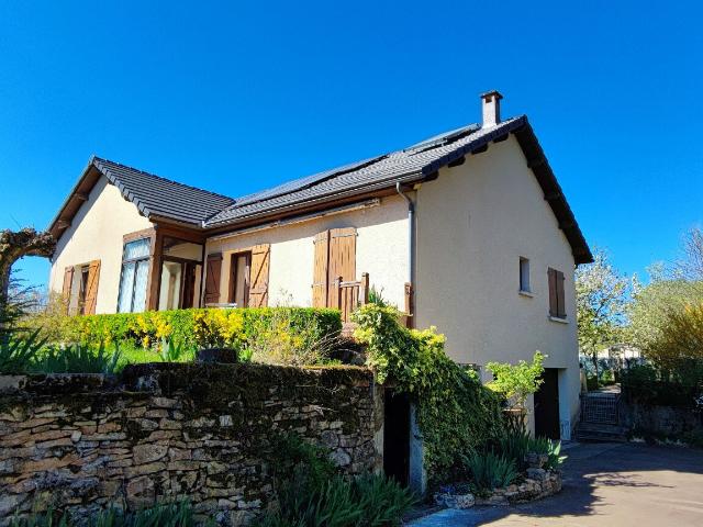 Maison vente à Villefranche-de-Rouergue, Montbazens
