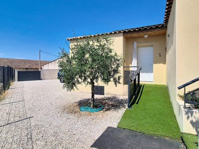 Maison vente à Nîmes, Moulézan