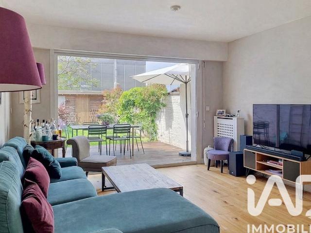 Maison vente à Lille, Croix