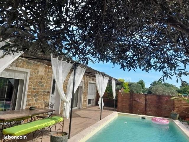 Maison vente à Arrondissement de Toulon, Solliès-pont