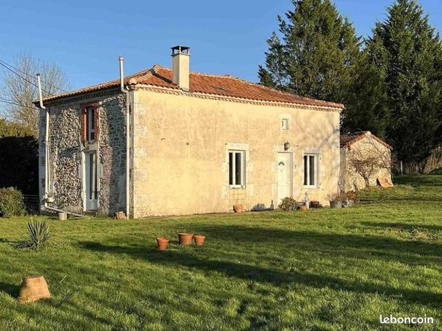 Maison vente à Confolens