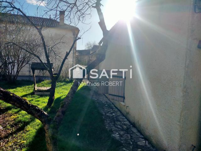 Maison vente à Confolens, Paizay-naudouin-embourie